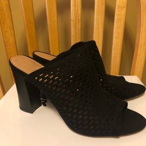 Open toe slide on heels